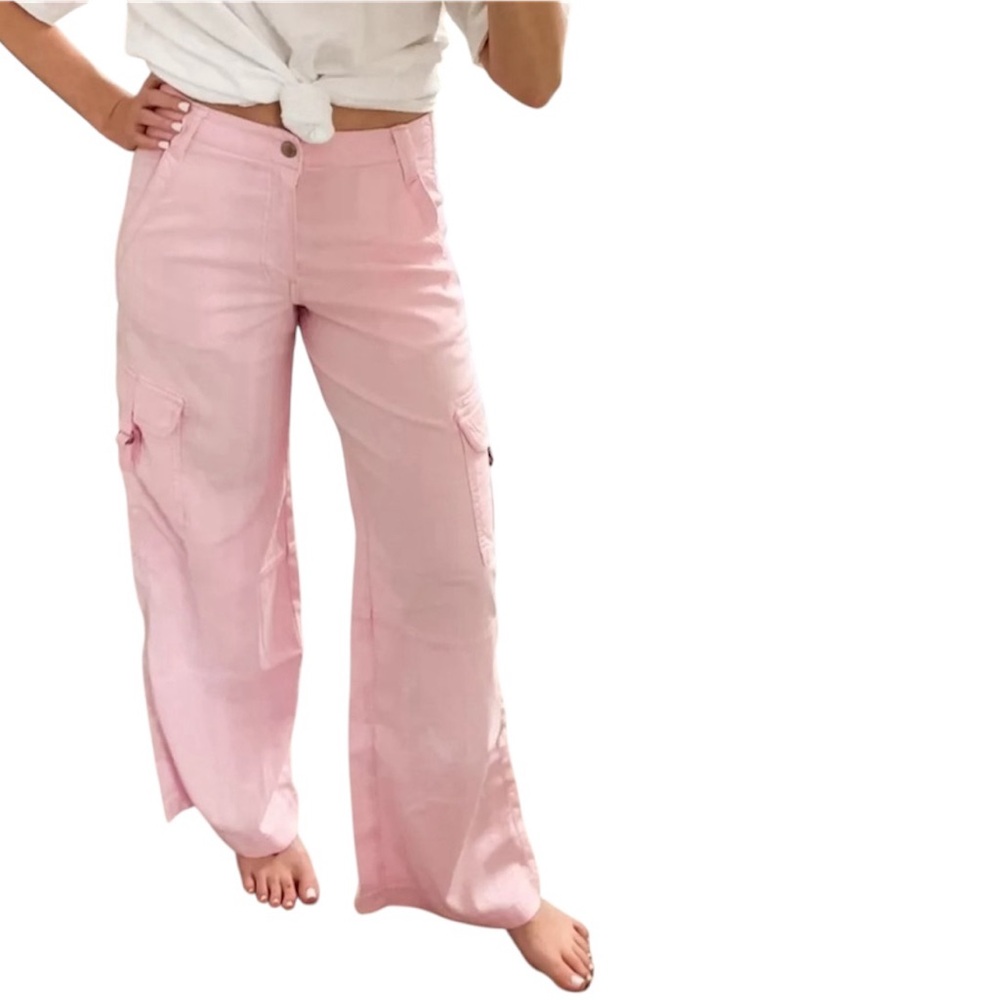American Eagle Wide Leg Pink Cargo Pants Lyocell